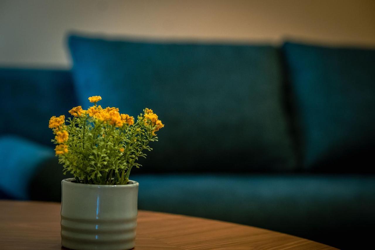 Eleven Business & Sport Hotel Jaszarokszallas Εξωτερικό φωτογραφία